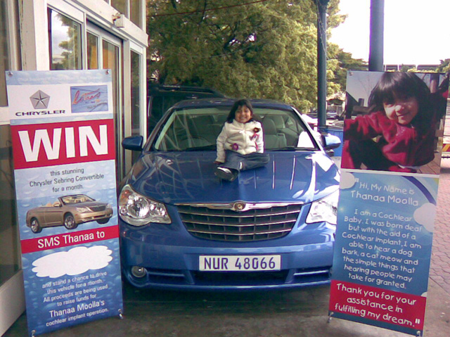 2. Banner, Car & Thanaa